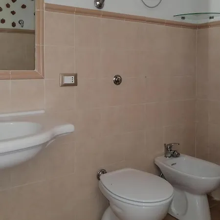 1 Bedroom Gorgeous In Isola Capo Rizzuto