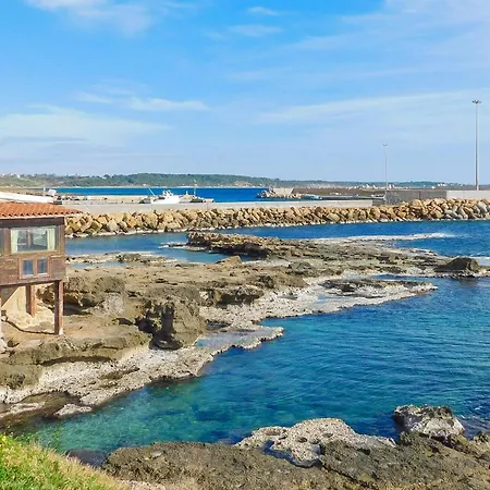 Apartamento 1 Bedroom Gorgeous In Isola Capo Rizzuto *